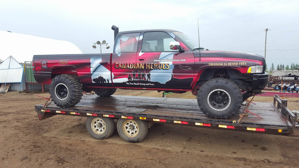 Canadian Heroes Race Truck